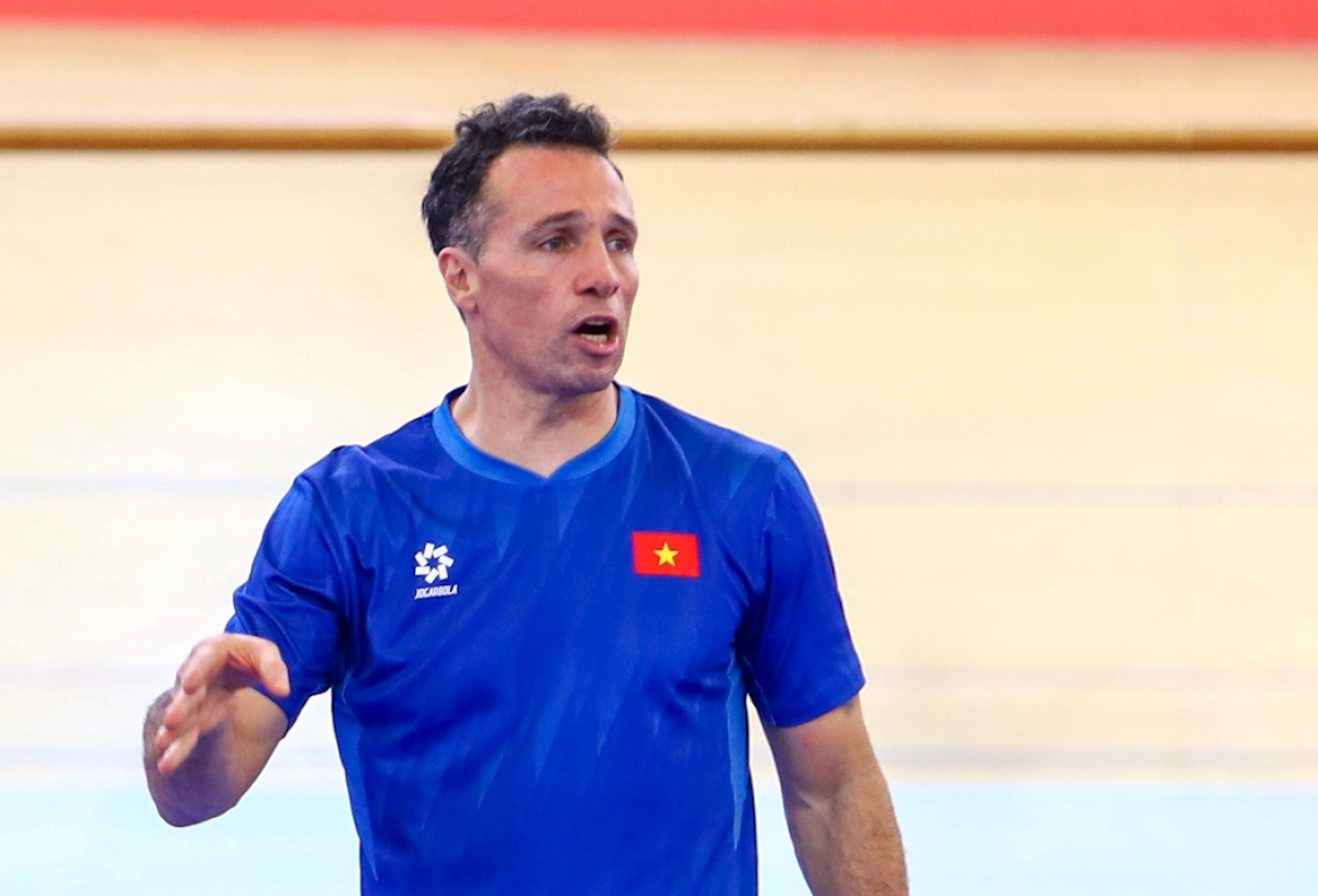 HLV Diego Giustozzi hài lòng về màn trình diễn của đội tuyển futsal Việt Nam (Ảnh: VFF)