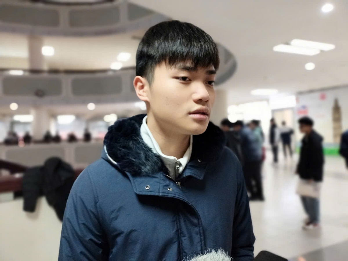 Thí sinh Nguyễn Tiến Dũng, học sinh lớp 12, trường THPT Lương Thế Vinh (Hà Nội)