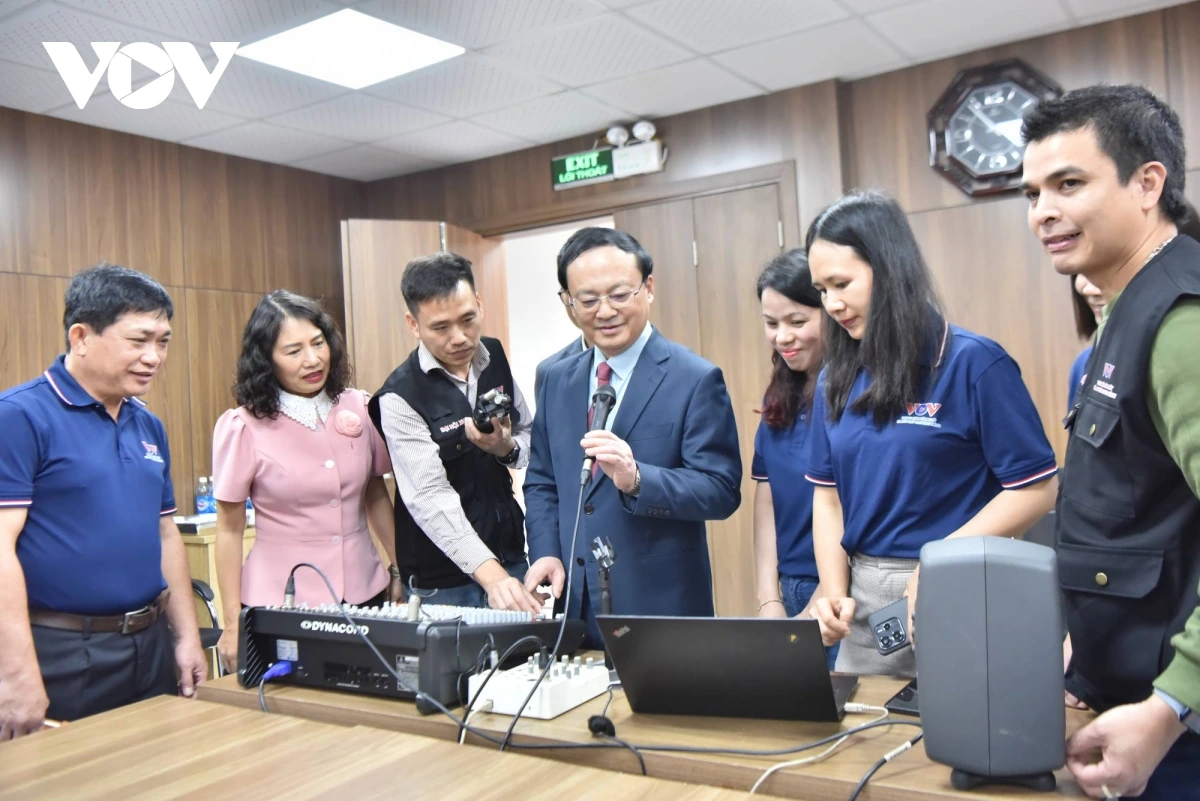 Tổng Giám đốc VOV đã đến kiểm tra, động viên Ban Thời sự VOV1, Ban VOV Giao thông Quốc gia, Ban Văn hóa - Xã hội và Dân tộc (VOV2), Ban Đối ngoại (VOV5), Báo Điện tử Tiếng nói Việt Nam (VOV), Báo Điện tử VTC News, Trung tâm Sản xuất và Lưu trữ chương trình và Đài Phát sóng Mễ Trì.