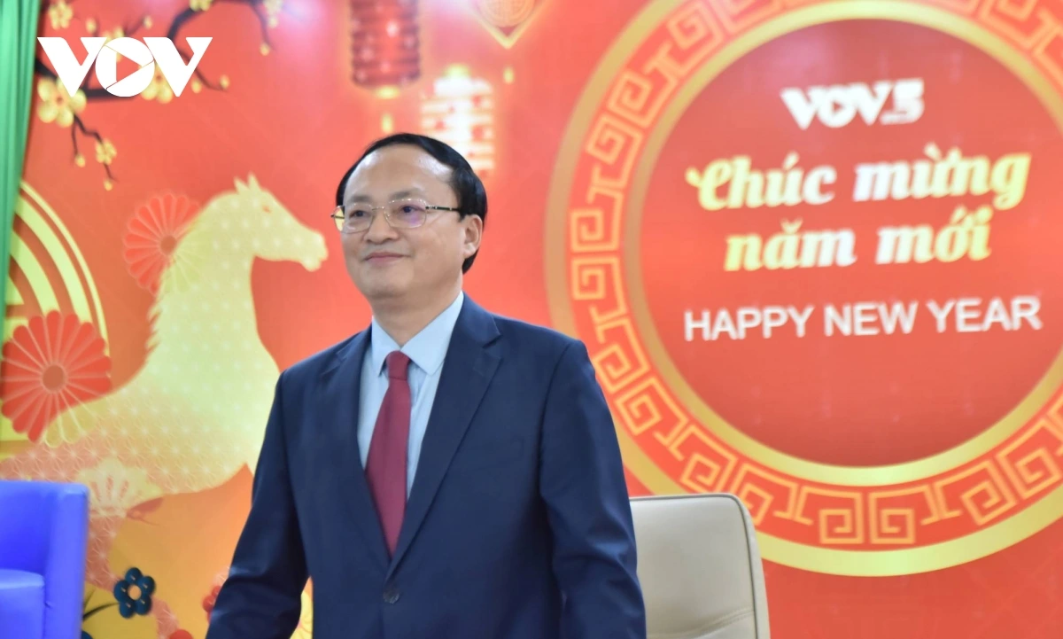 Theo Tổng Giám đốc, với chủ đề: “Với Đảng vẹn toàn niềm tin yêu”, từng đơn vị nội dung của Đài Tiếng nói Việt Nam đã thể hiện sinh động bằng những chương trình, nội dung phong phú, đa dạng, giọng đọc hay, hấp dẫn, trang trí đẹp, trau chuốt khi truyền thông trên nền tảng số.