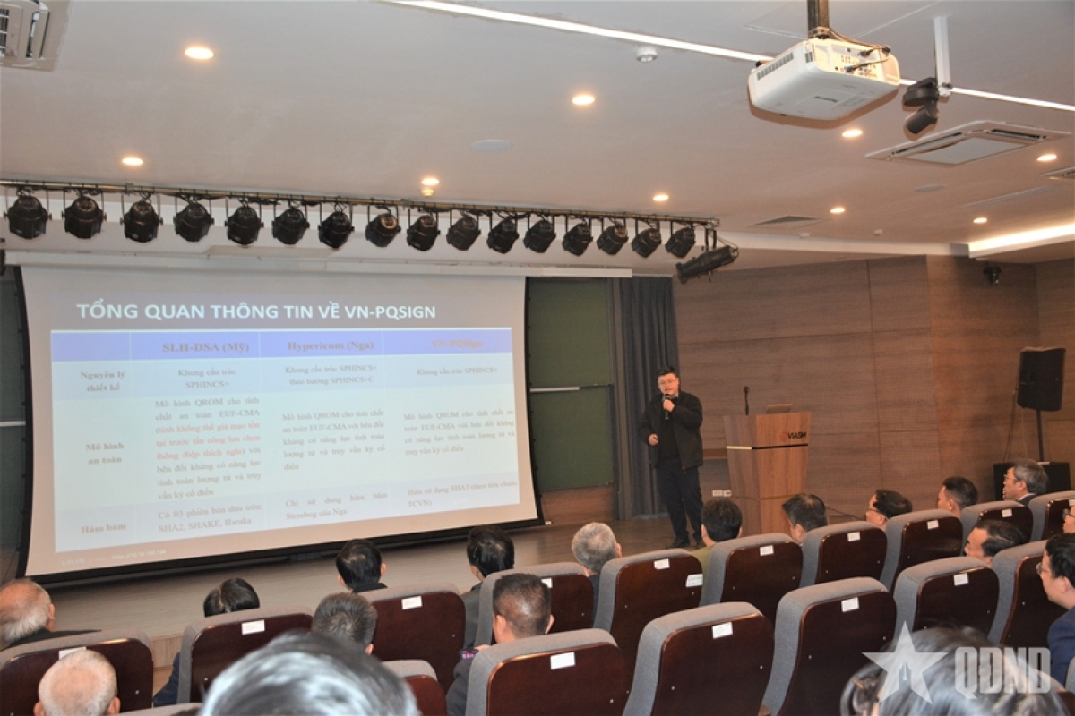 Giới thiệu thuật toán chữ ký số kháng lượng tử VN-PQSign của Ban Cơ yếu Chính phủ.
( Ảnh VIASM )