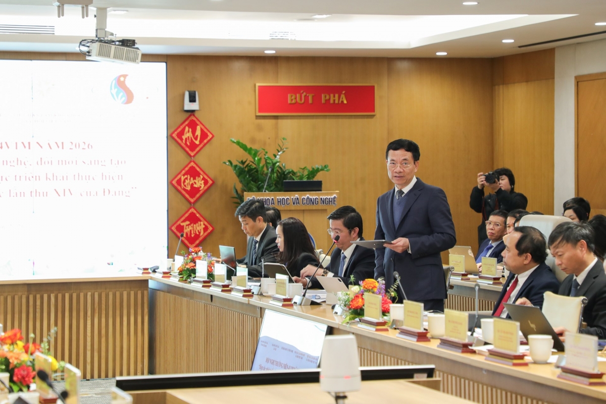 Bộ trưởng Bộ Khoa học và Công nghệ Nguyễn Mạnh Hùng phát biểu tổng kết hội nghị (Ảnh: VNU)