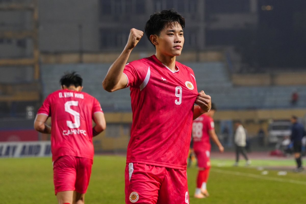 Đình Bắc để lại dấu ấn trong màu áo các đội tuyển quốc gia (ảnh: CLB CAHN)