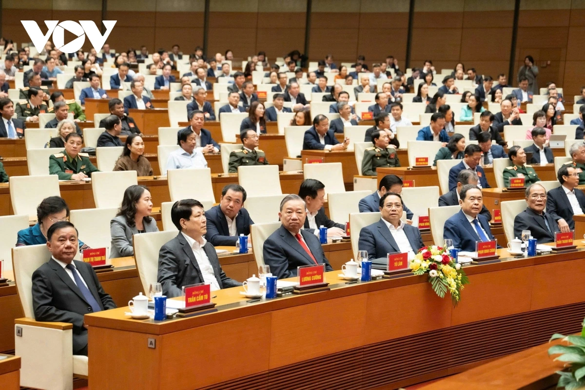 Tổng Bí thư Tô Lâm và các Lãnh đạo, nguyên Lãnh đạo Đảng, Nhà nước dự hội nghị tại Hội trường Diên Hồng, Nhà Quốc hội