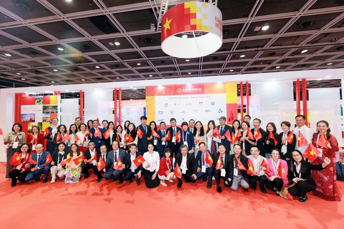 Đoàn Việt Nam tham gia Hội nghị và Triển lãm giáo dục quốc tế khu vực Châu Á- Thái Bình Dương
(APAIE) diễn ra tại Hồng Kong ( Ảnh: MOET)