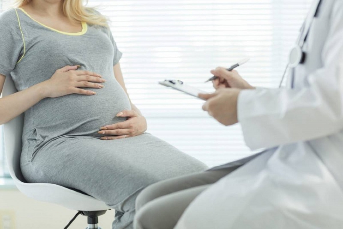 Tổn thương sùi mào gà ở phụ nữ mang thai có thể làm tăng nguy cơ chảy máu trong quá trình thai sản và chuyển dạ. Ảnh: Internet