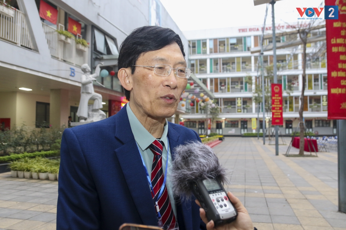 Ông Dương Tiến Dũng, Tổ trưởng tổ bầu cử khu vực số 8 (phường Giảng Võ), cho biết công tác phối hợp giữa các lực lượng từ phòng cháy chữa cháy, an ninh trật tự đến tổ kiểm phiếu đều đã được tập huấn kỹ lưỡng và thống nhất phương án đồng bộ.