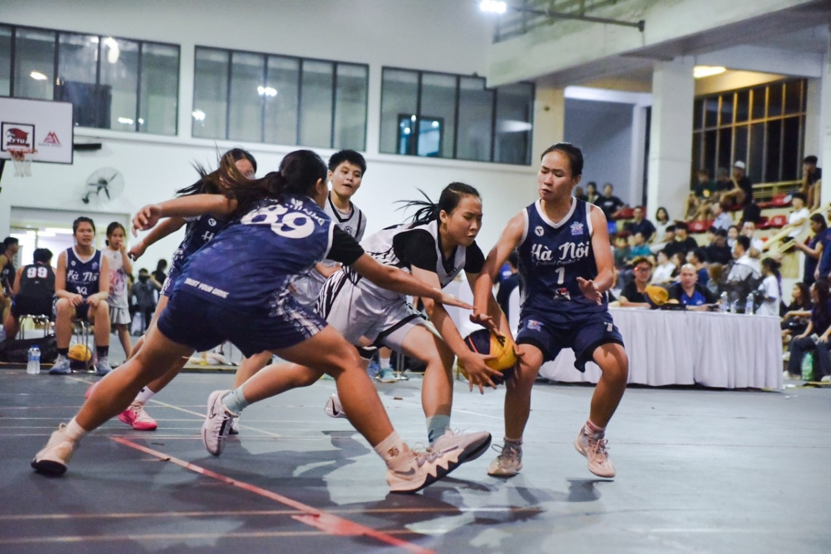 Số đội tham dự tăng đột biến nên giải thay đổi thể thức, thi đấu cả vòng loại và VCK (ảnh: BTC)