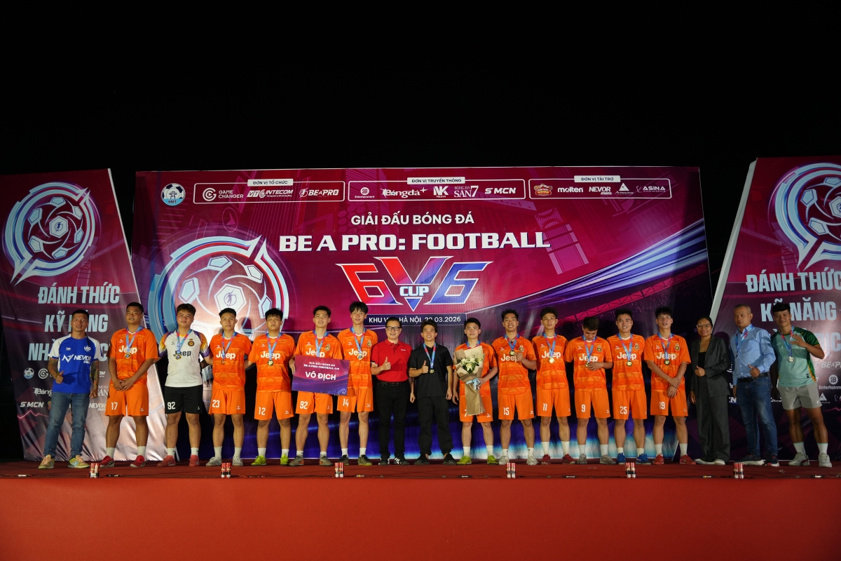 TAG FC ăng quang ngôi vô địch Be A Pro: Football 6v6 Cup khu vực Hà Nội 2026 (ảnh: BTC)