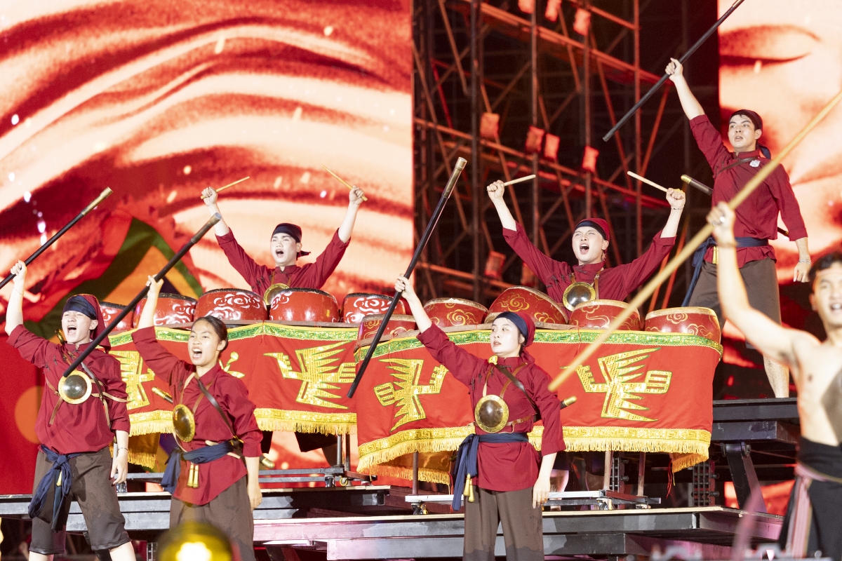 Tiết mục nghệ thuật trong lễ khai mạc Năm Du lịch Quốc gia 2026. Ảnh: BTC