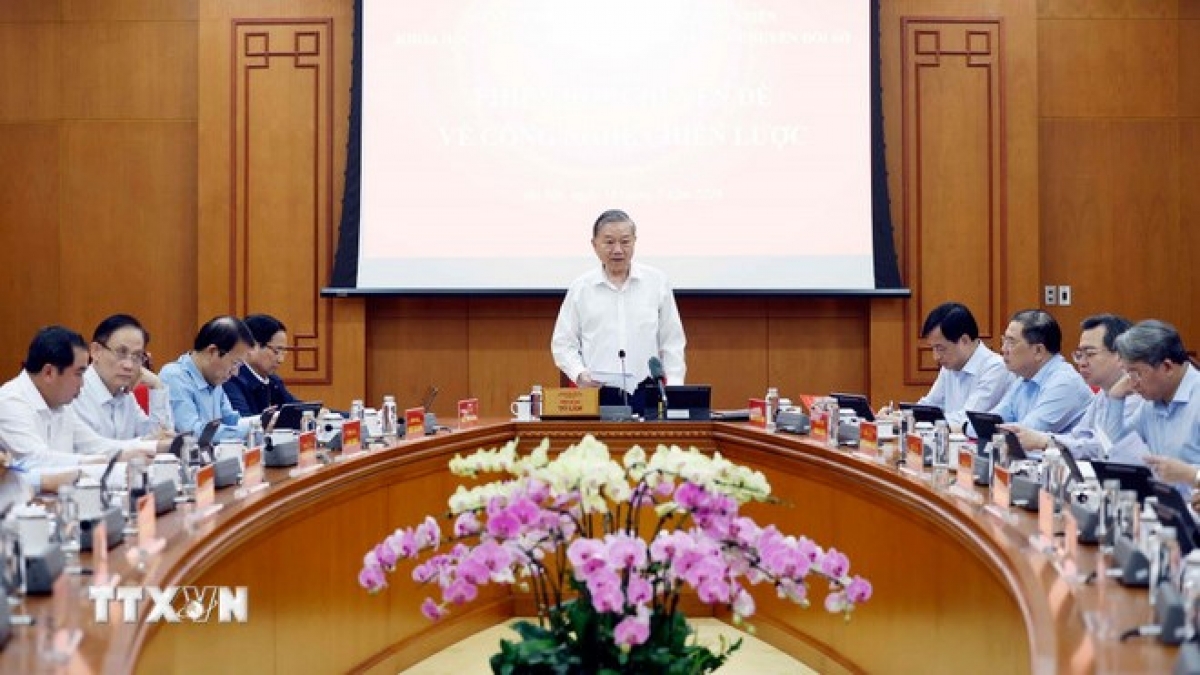 Tổng Bí thư Tô Lâm, Trưởng Ban Chỉ đạo Trung ương về phát triển khoa học, công nghệ, đổi mới sáng tạo và chuyển đổi số phát biểu tại phiên họp chuyên đề của Ban Chỉ đạo Trung ương về phát triển khoa học, công nghệ và chuyển đổi số. Ảnh: TTXVN