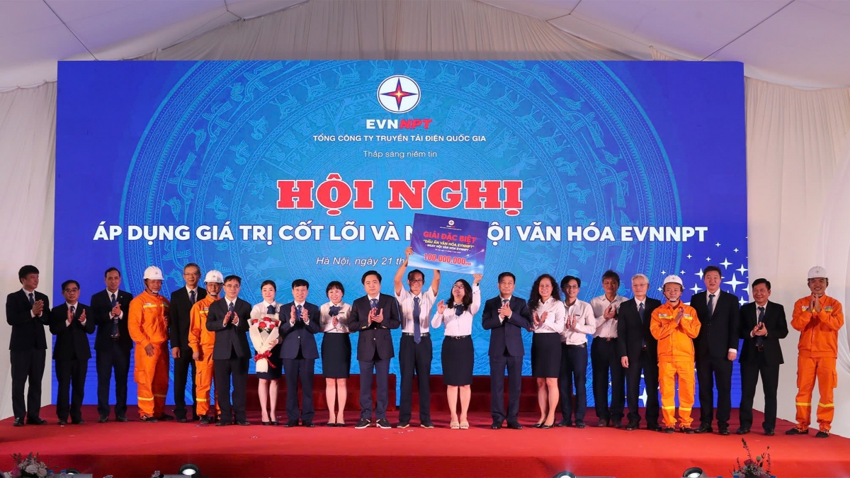 Công ty Truyền tải điện 4 gây ấn tượng với tiểu phẩm bàn về trách nhiệm của nhân viên ngành Truyền tải điện trong mỗi ca trực (Ảnh: BTC)