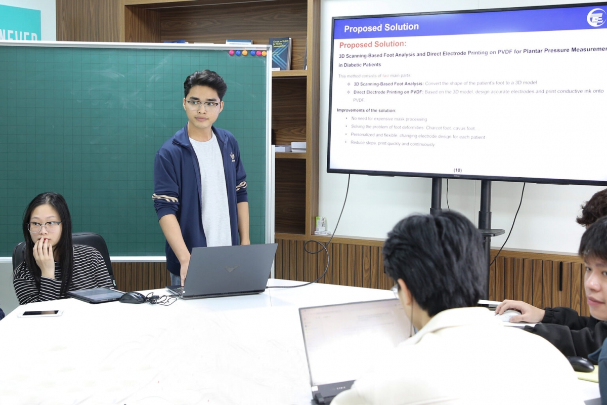 Học viên Hoàng Văn Quyến (Ảnh : UET )