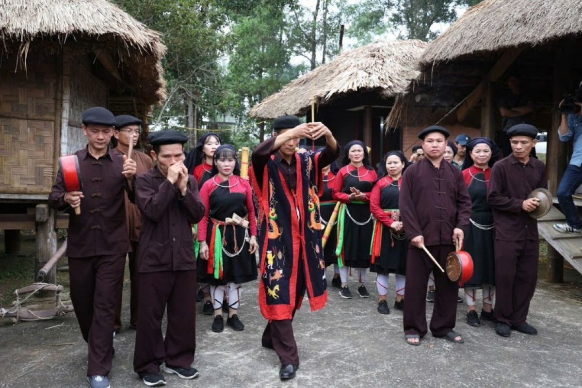 Lễ cúng Xuống đồng của người Sán Chay, tỉnh Phú Thọ