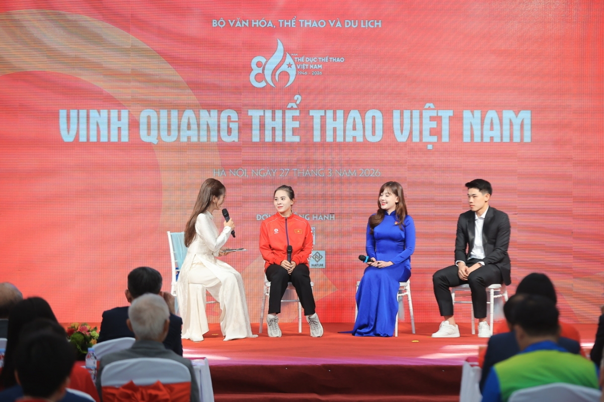 Các VĐV tiêu biểu của TTVN trong năm 2025 giao lưu tại chương trình Vinh quang thể thao Việt Nam
(ảnh: Minh Quyết - TTXVN)