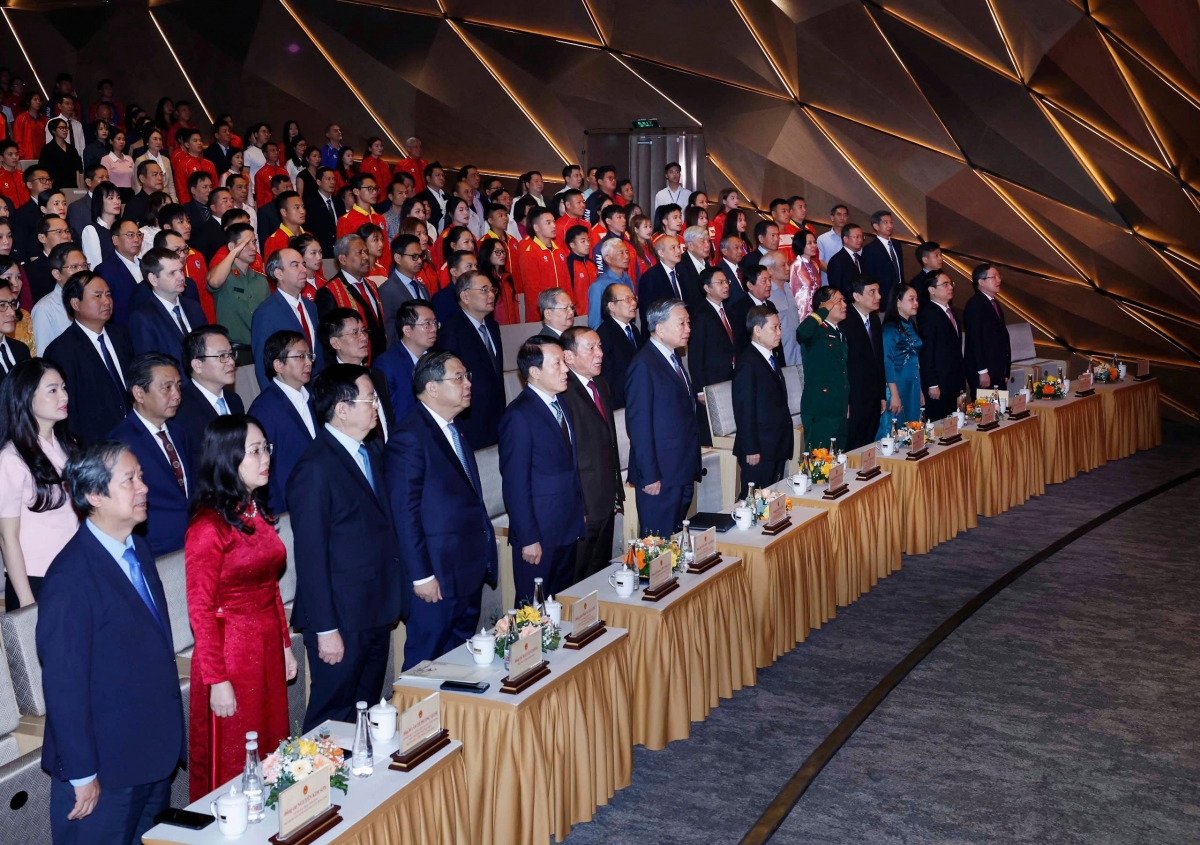 Các đại biểu dự Lễ kỷ niệm 80 năm Ngày truyền thống Ngành Thể dục Thể thao Việt Nam
(ảnh: Thống Nhất/TTXVN)