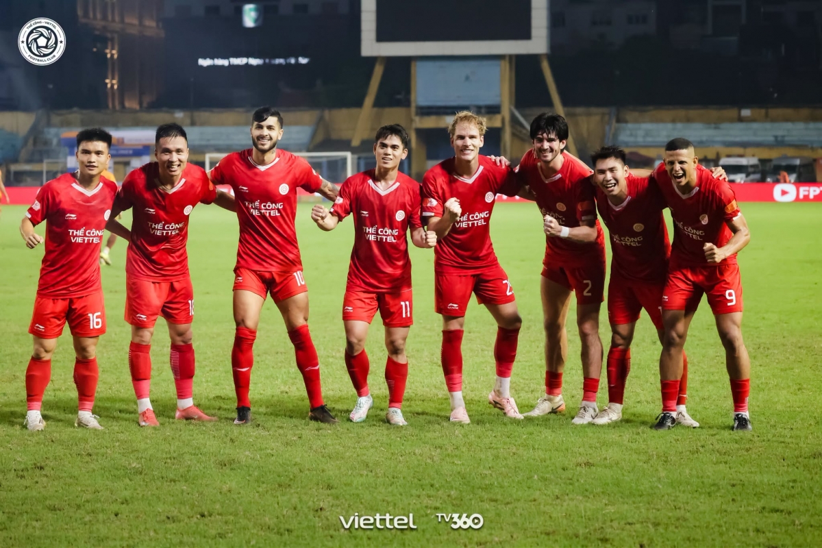 Chiến thắng trước Hoàng Anh Gia Lai giúp đội chủ nhà xây chắc vị trí thứ 2 trên BXH (Ảnh Thể Công Viettel)