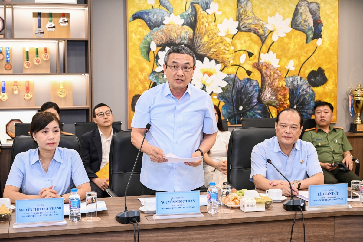 Trung tướng Nguyễn Ngọc Toàn phát biểu tại buổi lễ ký kết hợp tác giữa Hiệp hội thể thao CAND và T&amp;T Group (ảnh: BTC)