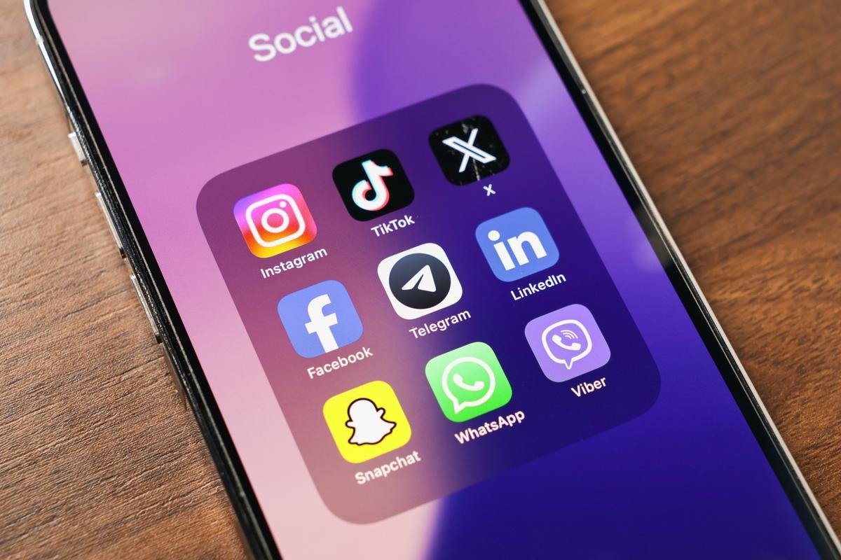 Định danh quản trị viên các hội, nhóm trên mạng xã hội là bước đi cần thiết để thiết lập lại trật tự, kỷ cương và chuẩn mực ứng xử trên môi trường số.