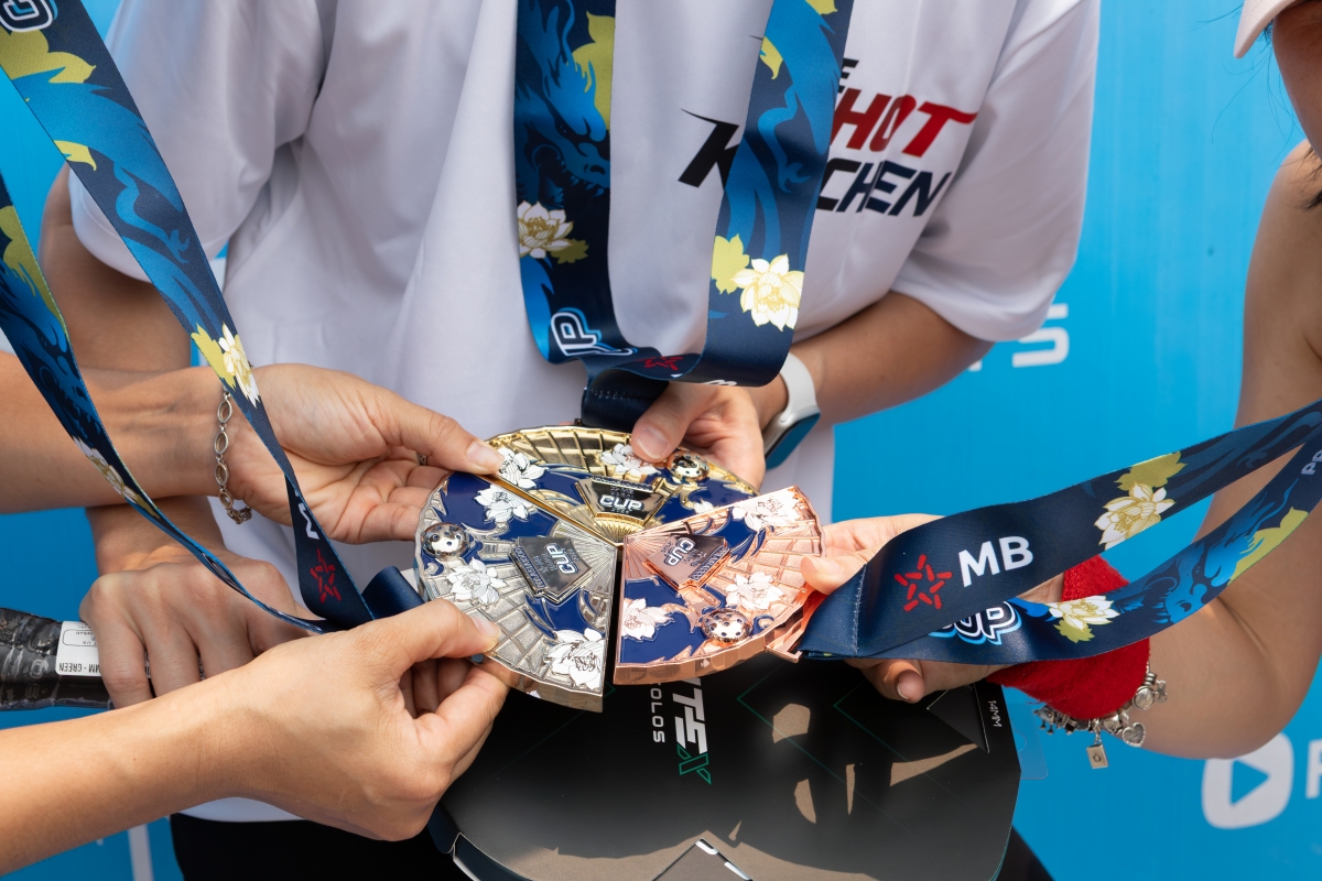 Những tấm huy chương được thiết kế đặc biệt, mang đậm bản sắc Việt Nam (ảnh: BTC)