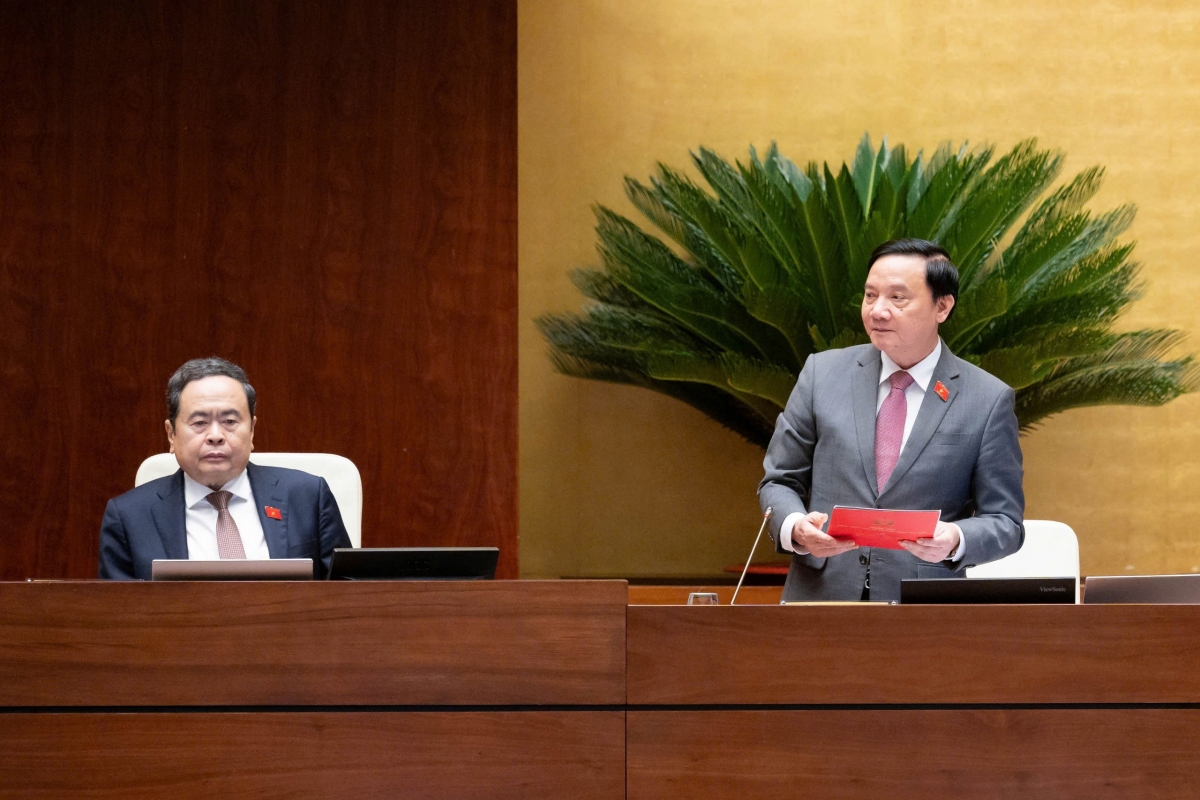 Phó Chủ tịch Quốc hội Nguyễn Khắc Định điều hành nội dung biểu quyết (Ảnh: Quochoi.vn)