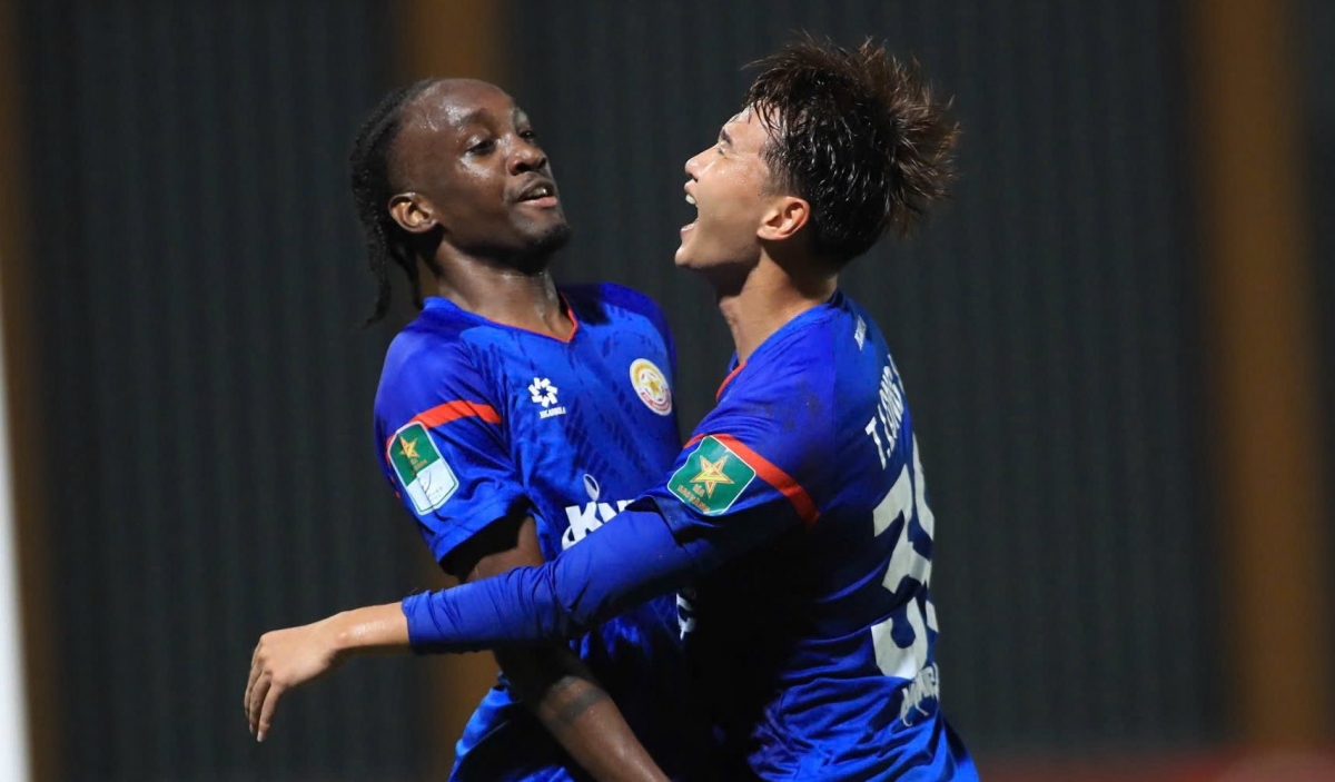 Joseph Khalio thể hiện phong độ cao ở vòng 15 (Ảnh: PVF)