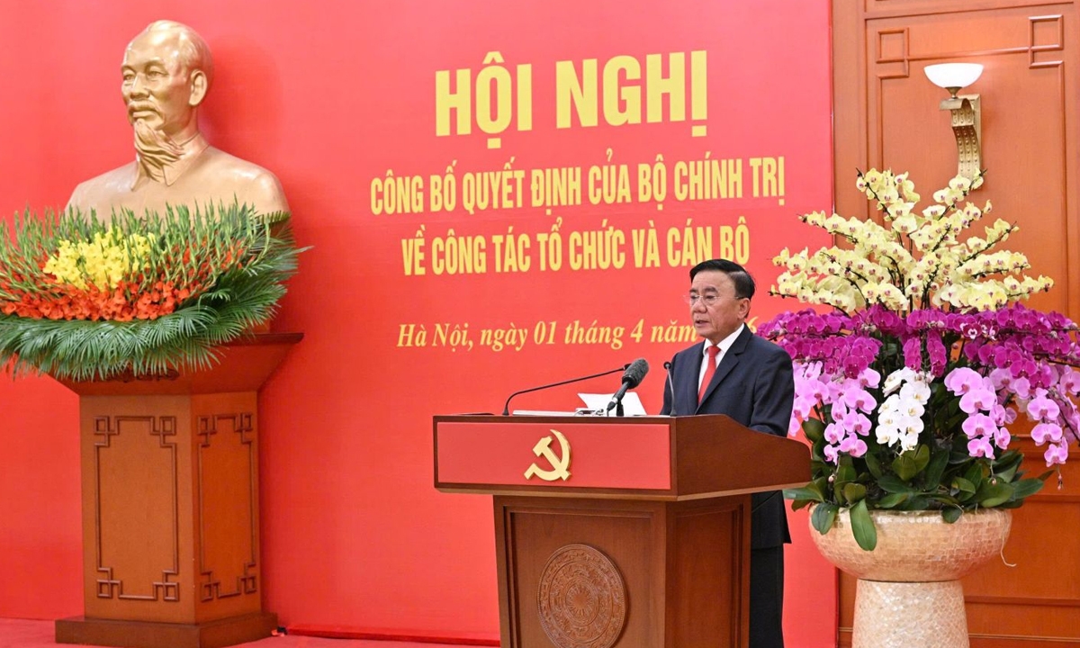 Thường trực Ban Bí thư Trần Cẩm Tú.