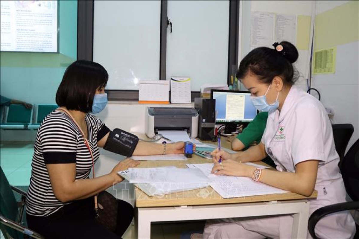 Từ 1/7 Bộ Y tế không còn cấp giấy phép và chứng chỉ hành nghề khám bệnh, chữa bệnh. (Ảnh Internet)