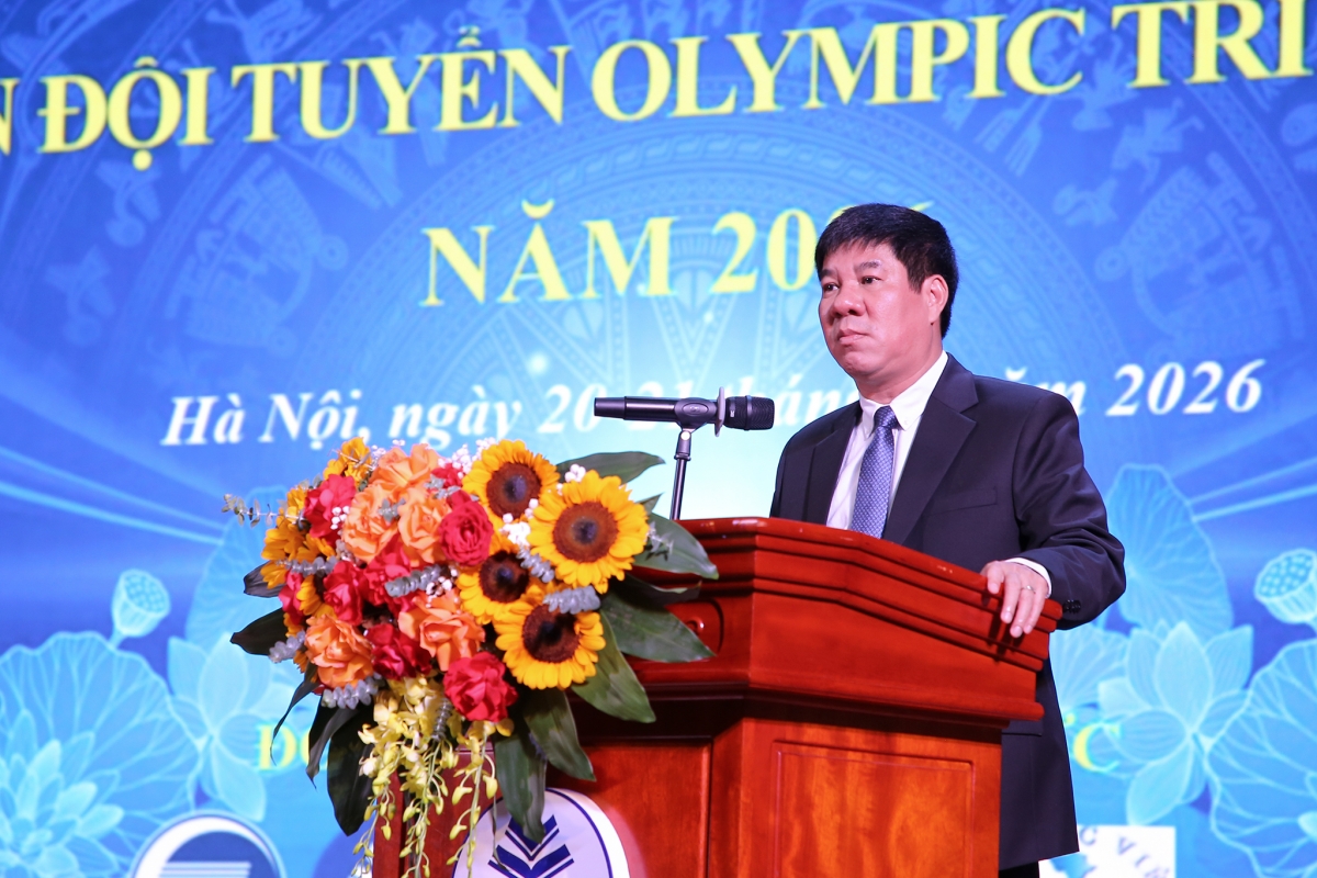 GSTS Huỳnh Văn Chương - Cục trưởng Cục Quản lý chất lượng Bộ GDDT  phát biểu (Ảnh UET) 