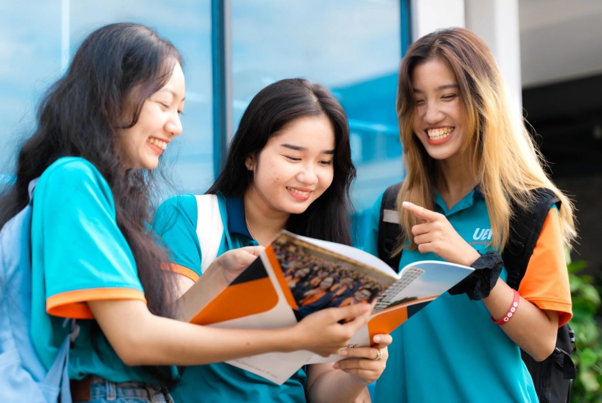 Sinh viên Đại học Kinh tế TP.HCM. Ảnh: UEH