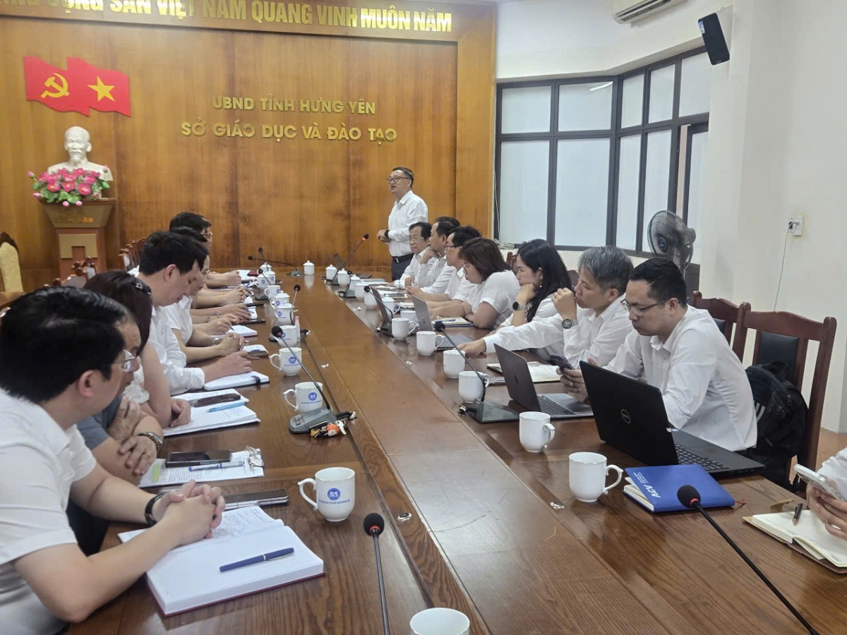 Tiến sĩ Đỗ Tuấn Minh, Bí thư Đảng ủy Trường Đại học Ngoại ngữ - Đại học Quốc gia Hà Nội.
(Ảnh: ULIS)