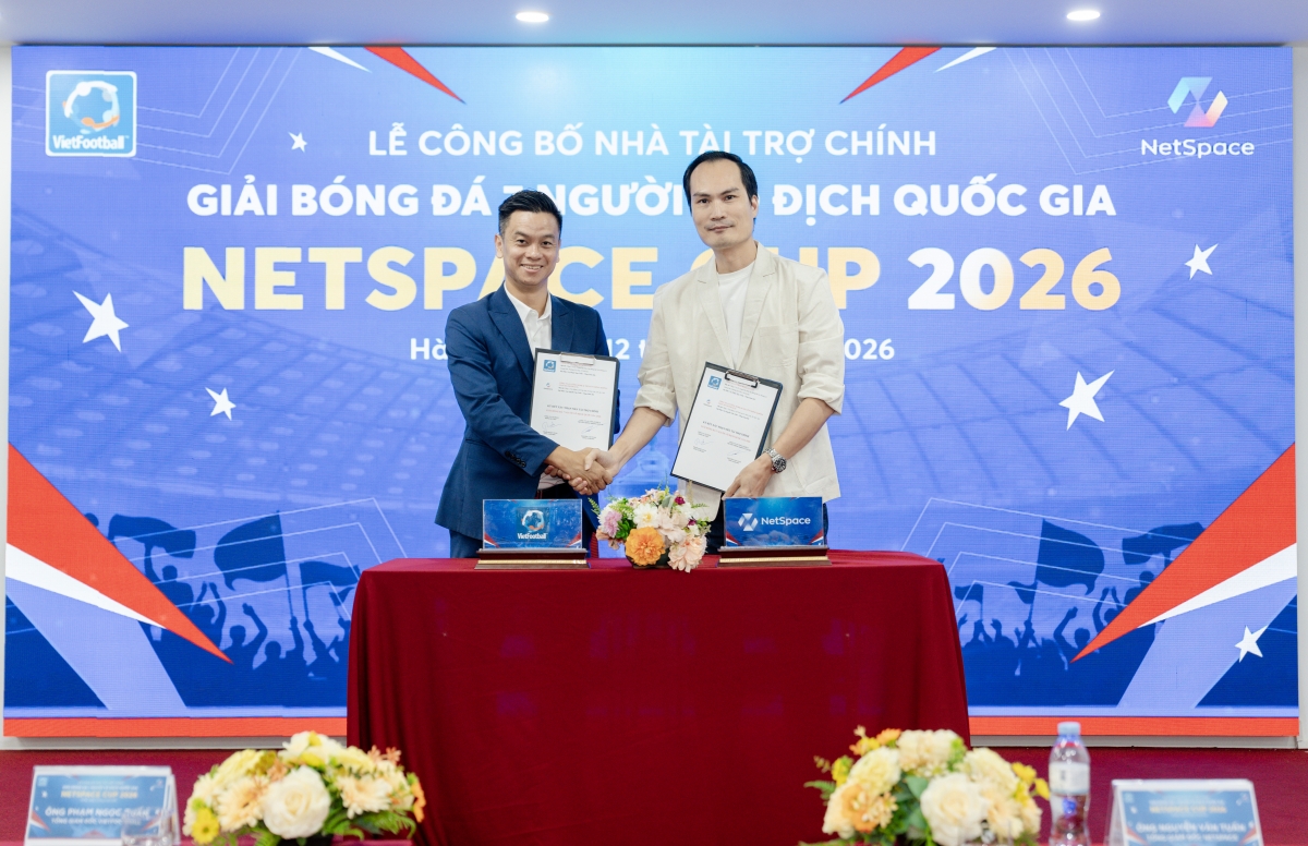 Lần đầu tiên VPL có một đơn vị truyền thông đồng hành trên cương vị nhà tài trợ (ảnh: Vietfootball)