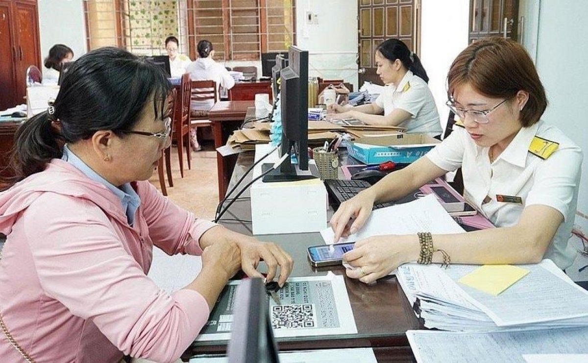 Nhiều ý kiến cho rằng quản lý thuế bằng dữ liệu số cần đi cùng cơ chế cảnh báo sớm và hỗ trợ người dân nhận diện nghĩa vụ thuế ngay từ đầu - Ảnh: Internet
