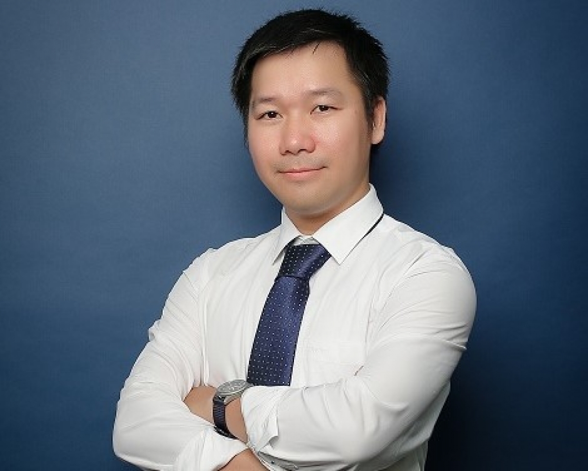 Thầy giáo Nguyễn Phi Hùng. Anh: Hocmai