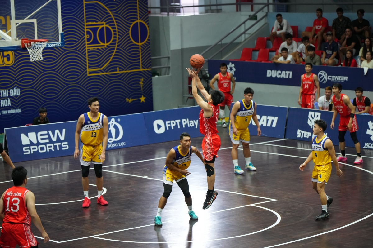 Việc hợp tác với FPT Play giúp các giải đấu của VBF đến gần hơn với người hâm mộ (ảnh: FPT Play)