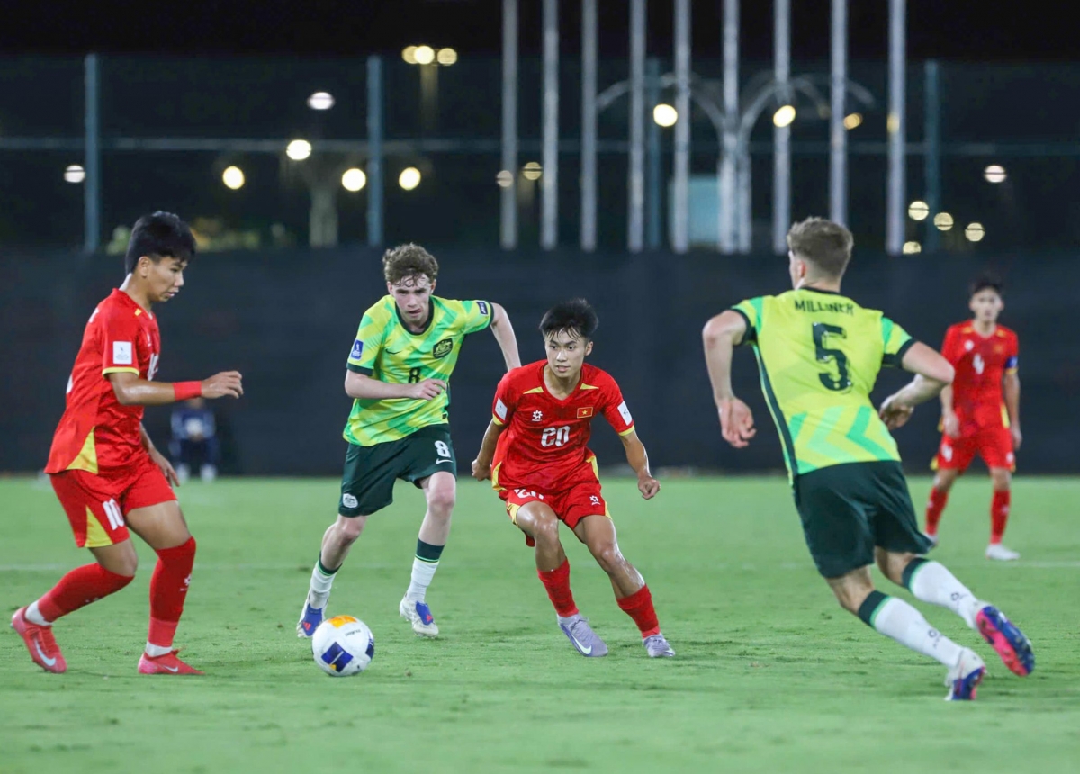 Dù thi đấu nỗ lực, U17 Việt Nam vẫn nhận thất bại trước U17 Australia (Ảnh VFF)