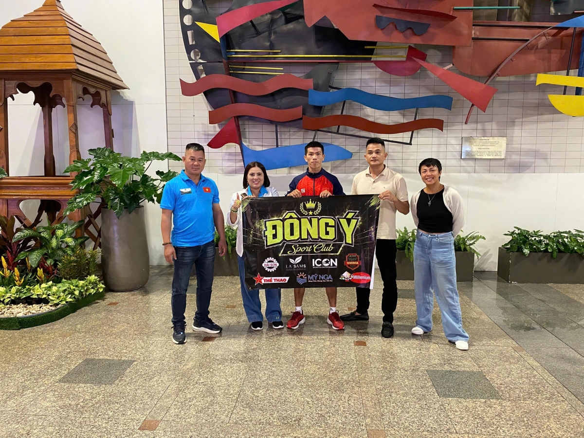 Huỳnh Văn Tuấn (giữa) đã sẵn sàng cho sự kiện võ thuật ONE Lumpinee 155 (ảnh: BTC)