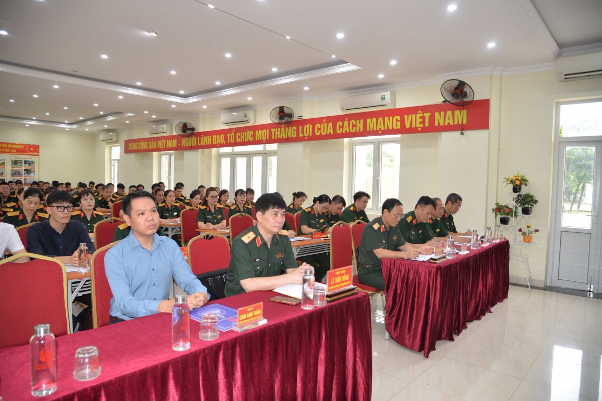 Toàn cảnh lớp bồi dưỡng nghiệp vụ (Ảnh USSH)