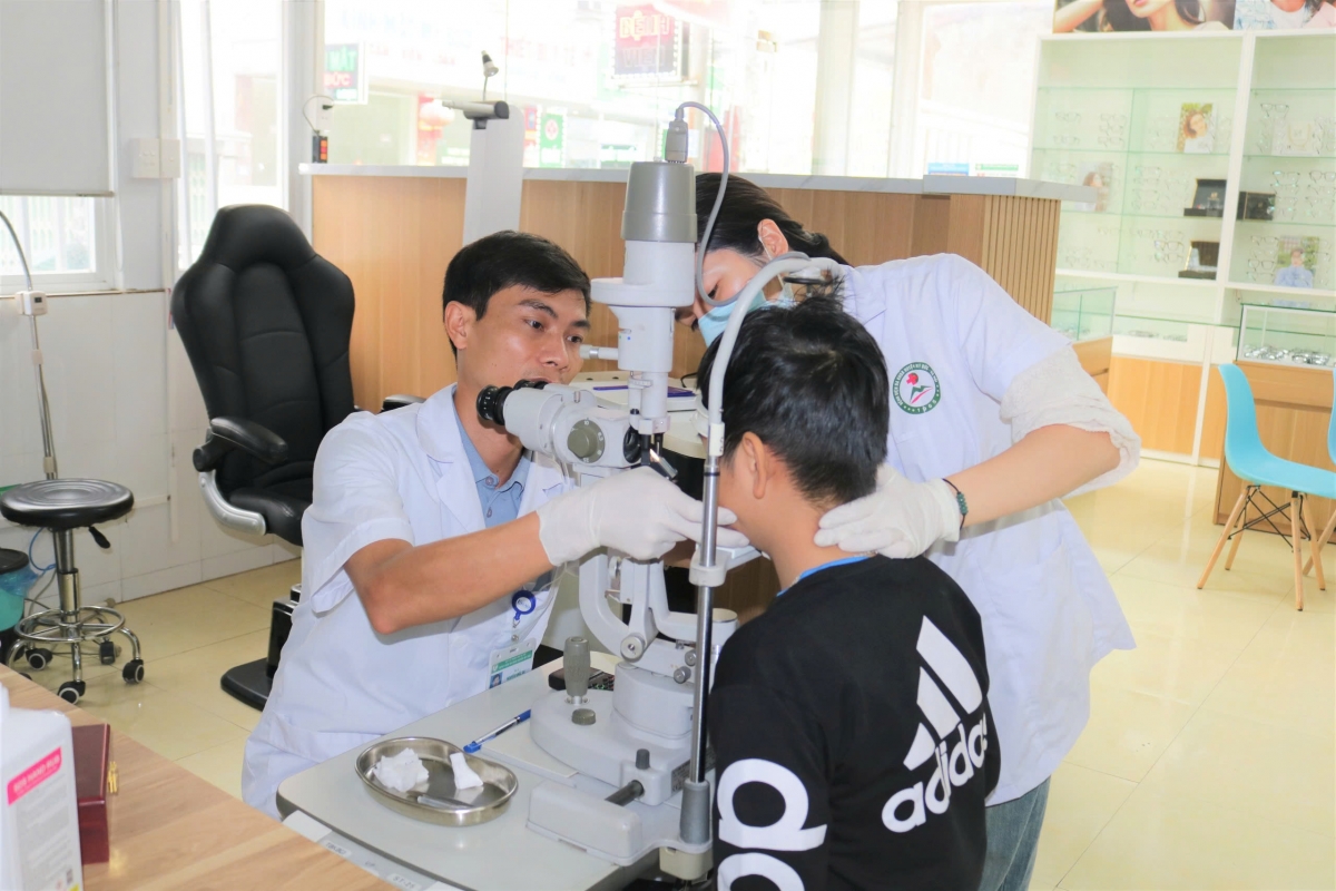 Thành phố hỗ trợ công tác khám sức khỏe định kỳ hoặc khám sàng lọc miễn phí mỗi năm một lần cho người dân trên địa bàn thành phố (Ảnh KT)