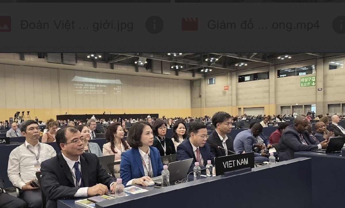 Thứ trưởng Ngô Lê Văn - Chủ tịch Ủy ban Quốc gia UNESCO Việt Nam phát biểu tại kỳ họp. Ảnh: Nguyễn Viết Cường
