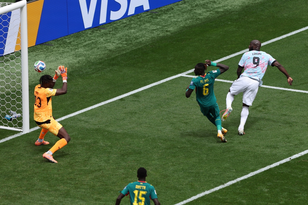 Lukaku góp công lớn dù vào sân từ ghế dự bị (Ảnh: AP)