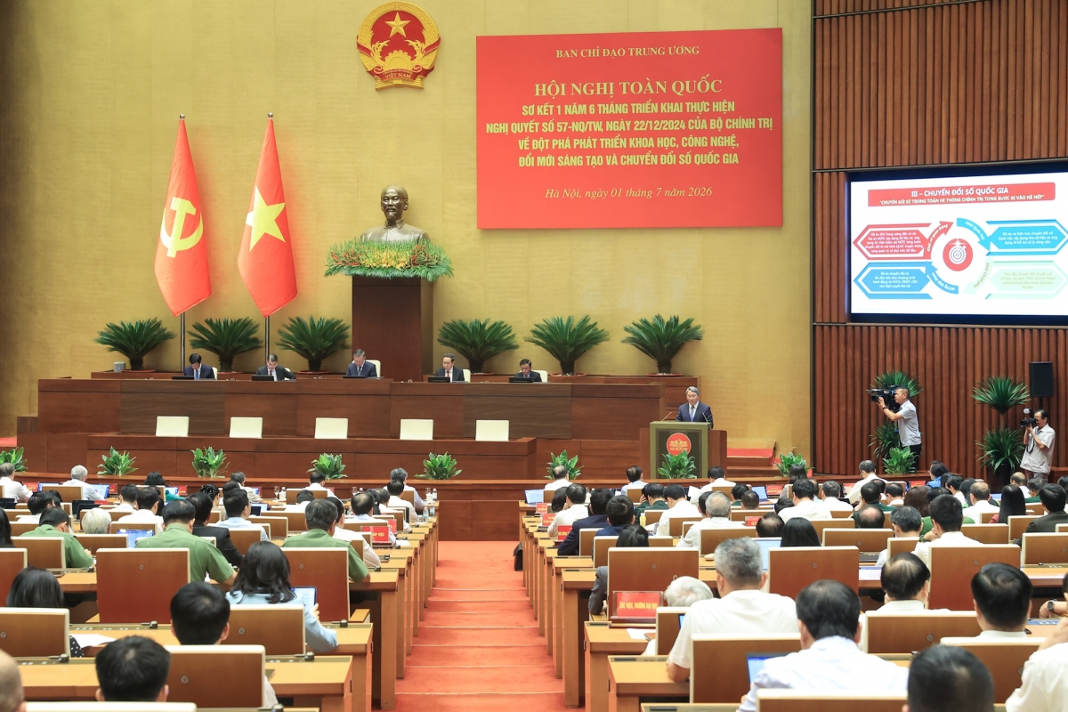 Hội nghị toàn quốc sơ kết 1 năm 6 tháng triển khai thực hiện Nghị quyết số 57-NQ/TW ngày 22/12/2024 của Bộ Chính trị (Ảnh: VGP)