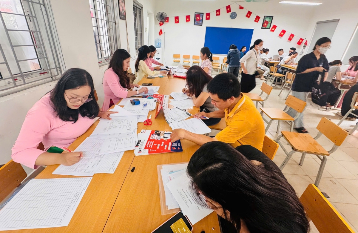 Tuyển sinh đầu cấp tại Trường THCS Phúc Lợi, phường Phúc Lợi, Hà Nội. Ảnh nhà trường cung cấp.