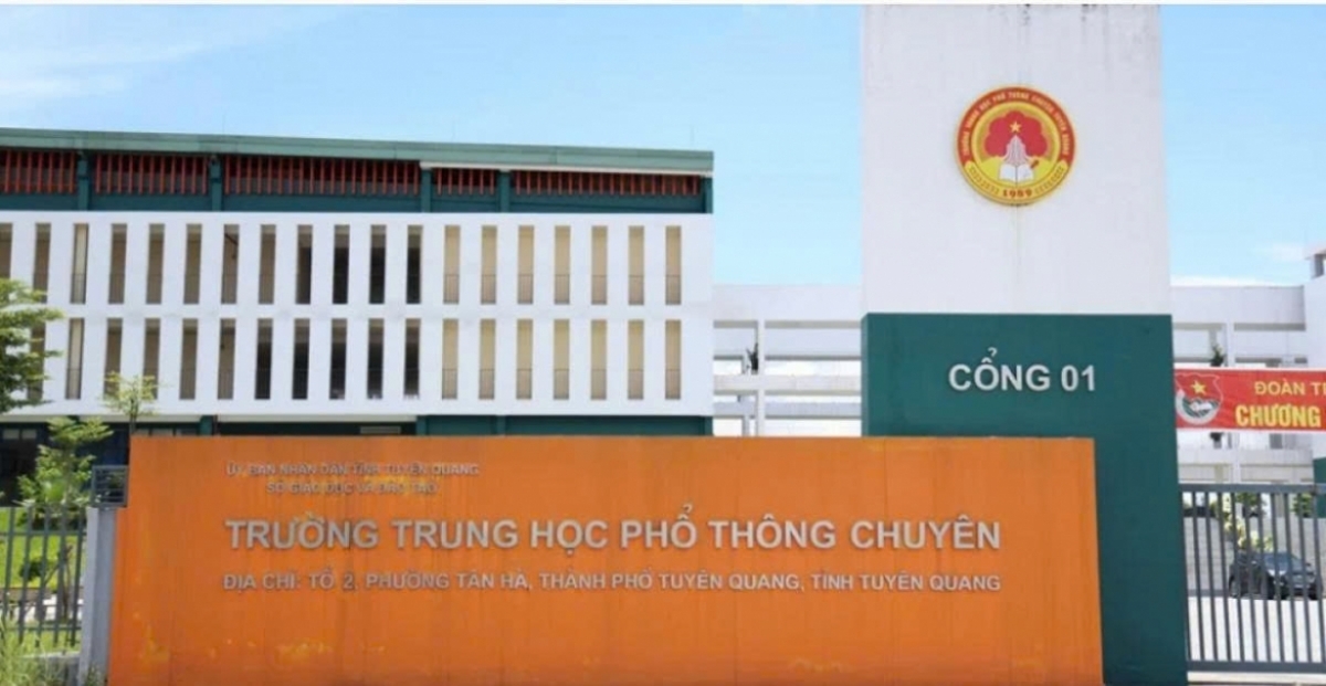 Trường THPT Chuyên Tuyên Quang 
