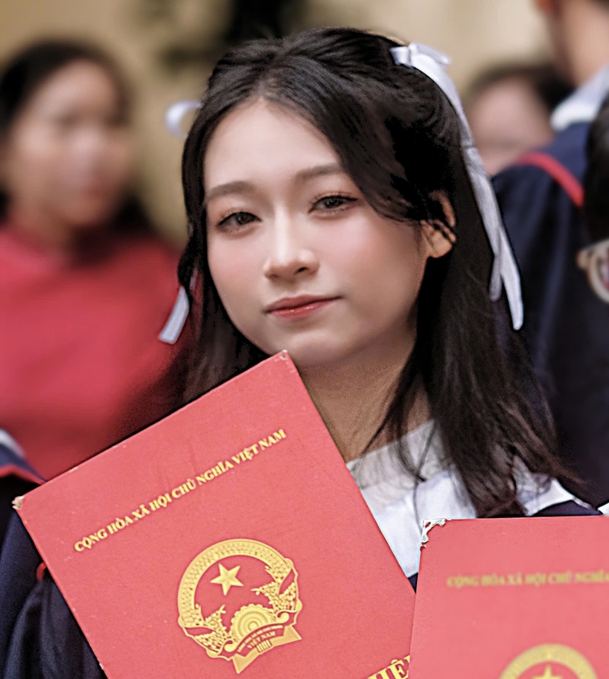 Chân dung Hoàng Hương Giang, thủ khoa toàn quốc khối A01, Á khoa khối D01 và Á khoa điểm tổng 4 môn thi tốt nghiệp THPT năm 2026