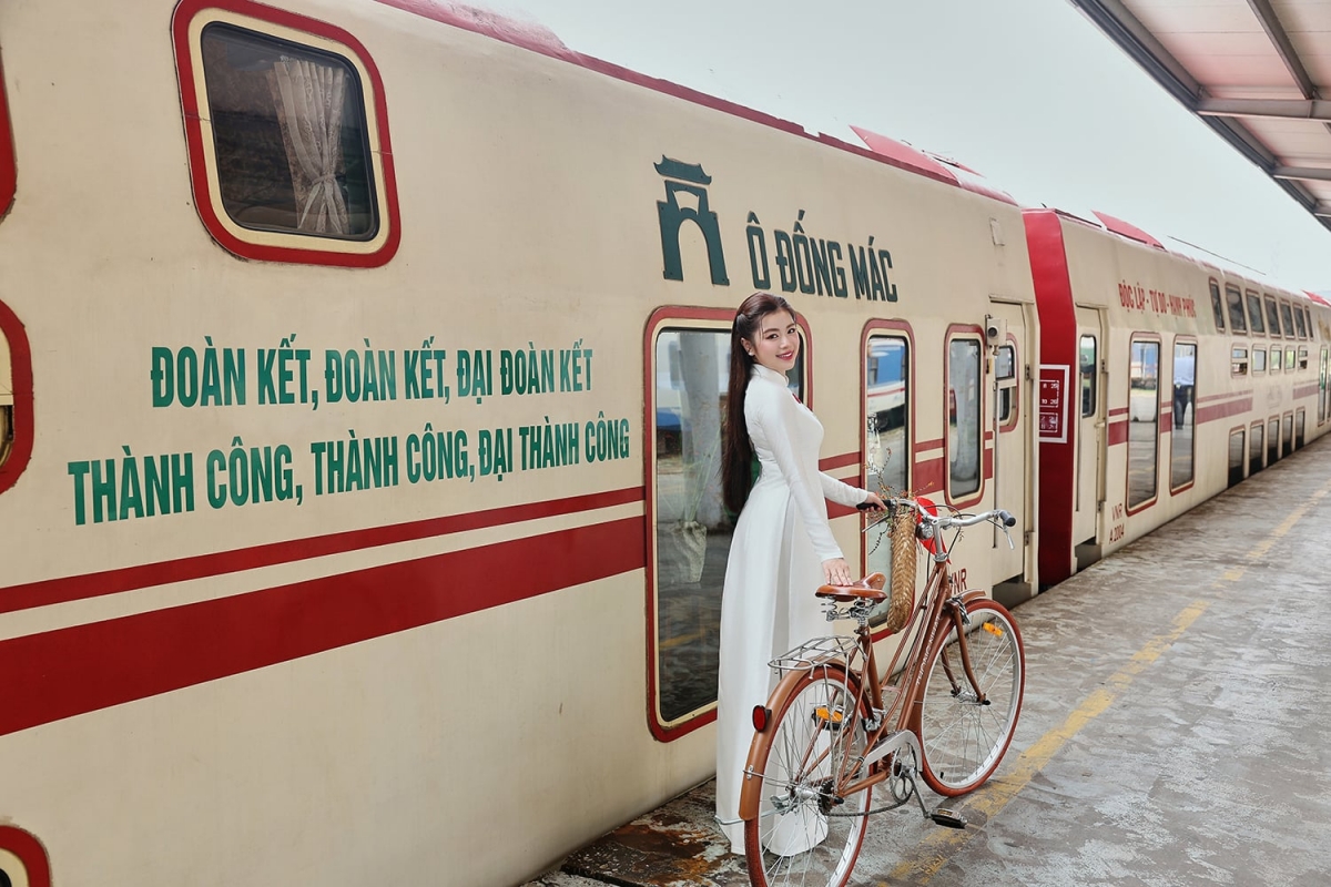 Hòa chung không khí hướng tới kỷ niệm Quốc khánh 2/9, hành trình mang tên “Chuyến tàu Độc lập” đưa du khách trở về với những dấu mốc lịch sử  (Ảnh: BTC