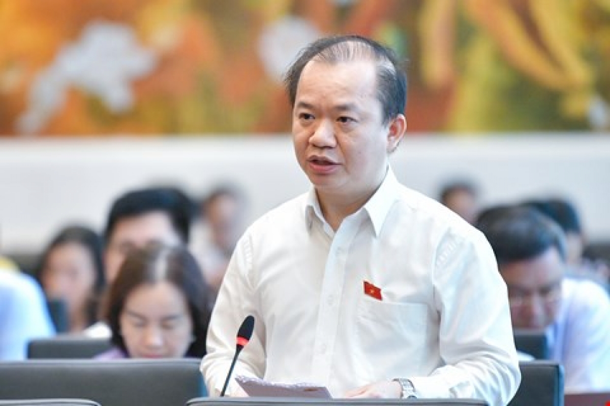 Đại biểu Bùi Hoài Sơn (ĐBQH TP Hà Nội) phát biểu tại kỳ họp. (Ảnh: Quốc hội)