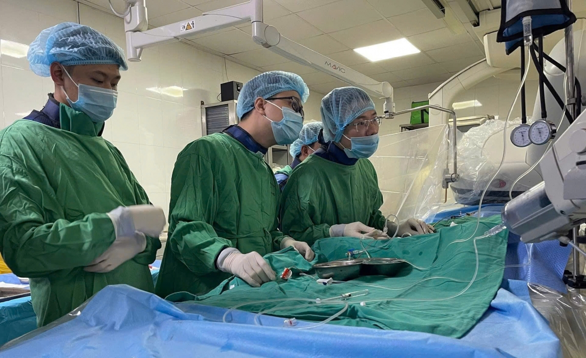 Hình ảnh can thiệp nút mạch cầm máu khối u cho bệnh nhân (Nguồn: BVCC)