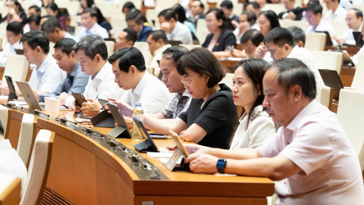 Các đại biểu tại hội trường Quốc hội sáng 24/8/2026. (Ảnh: Quốc hội)
