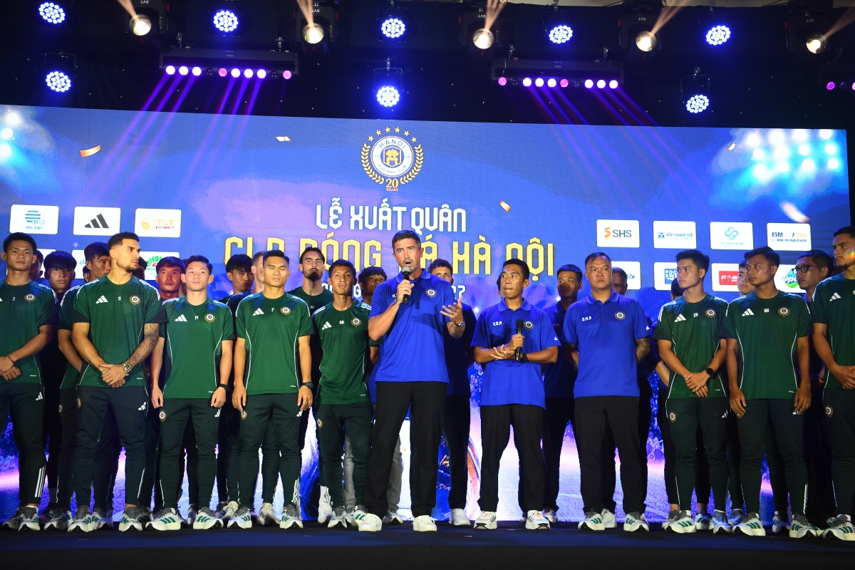 Thày trò HLV Harry Kewell hướng tới những mục tiêu cao nhất trong mùa giải mới (ảnh: HNFC)